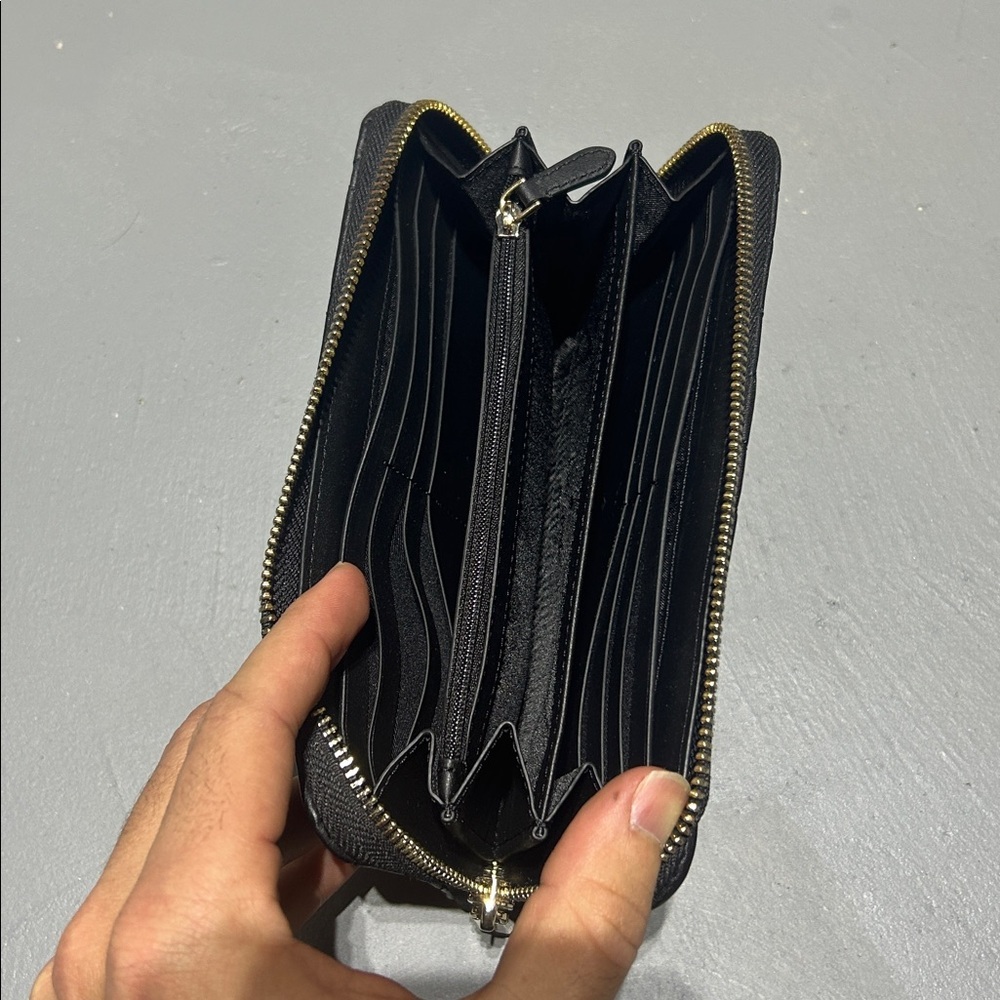 Kate Spade New York Black Diamond Quilted Pattern Leather Wallet - Picture 6 of 11